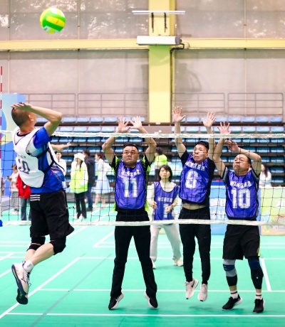 “氣”場(chǎng)全開(kāi)！長(zhǎng)沙市應(yīng)急管理系統(tǒng)“天心杯”氣排球比賽成功舉行